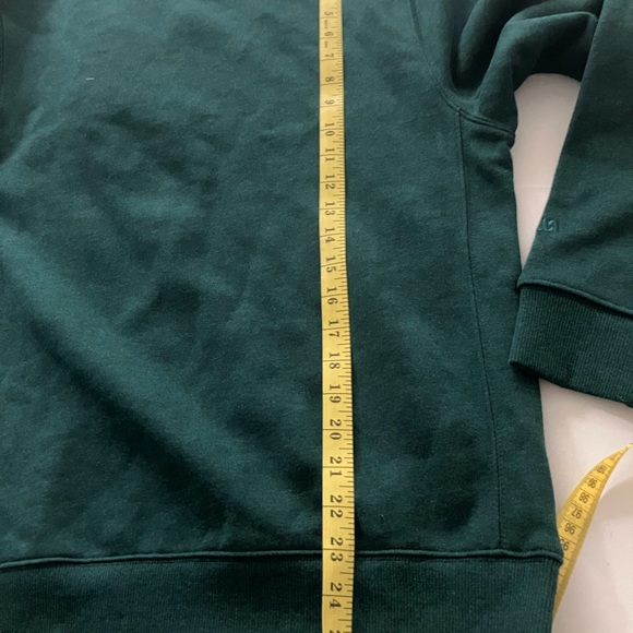 Vrst green fleece pullover sweater and shorts set size small - Picture 11 of 12